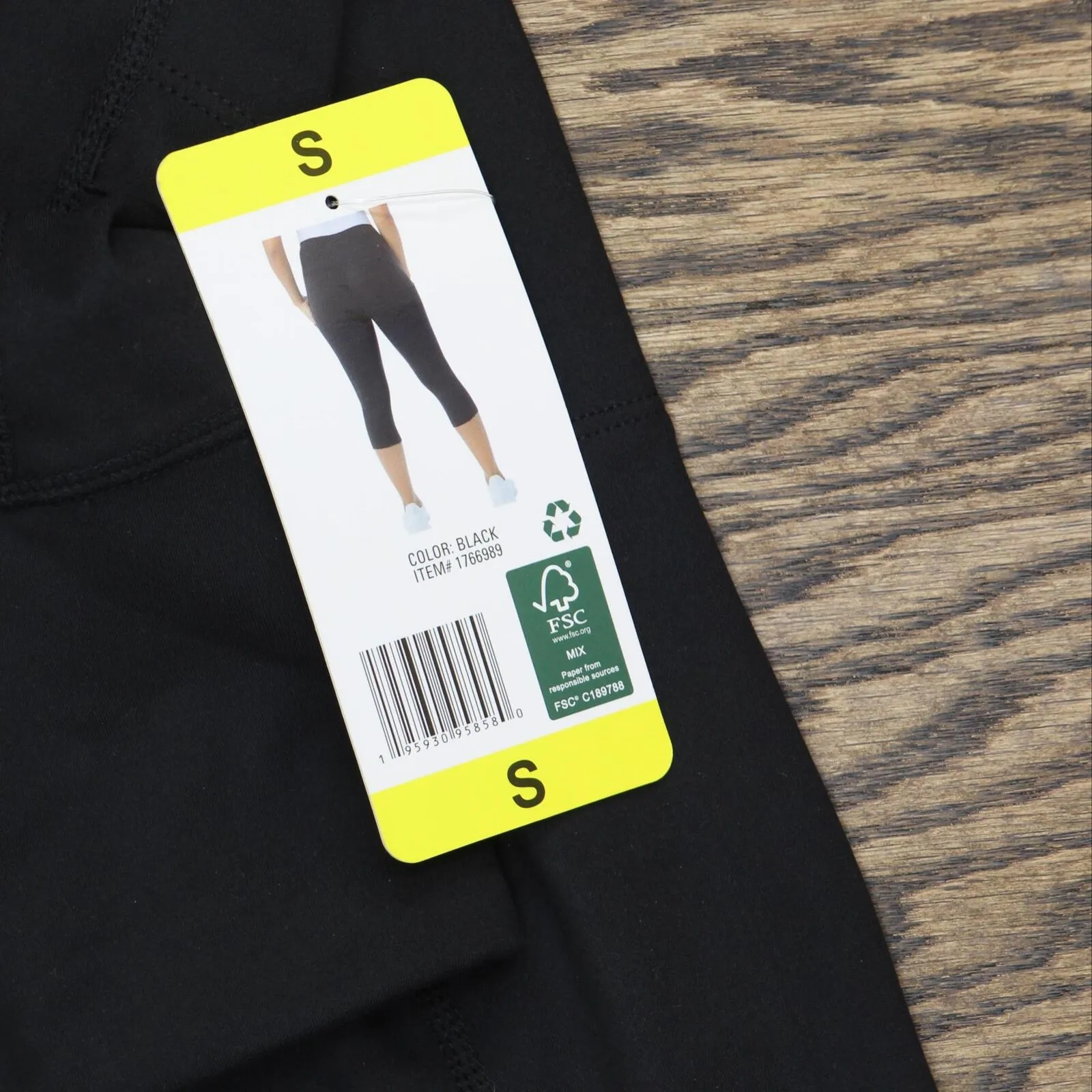 32 Degrees Womens Cool Knit Capri Leggings 1766989 Black S