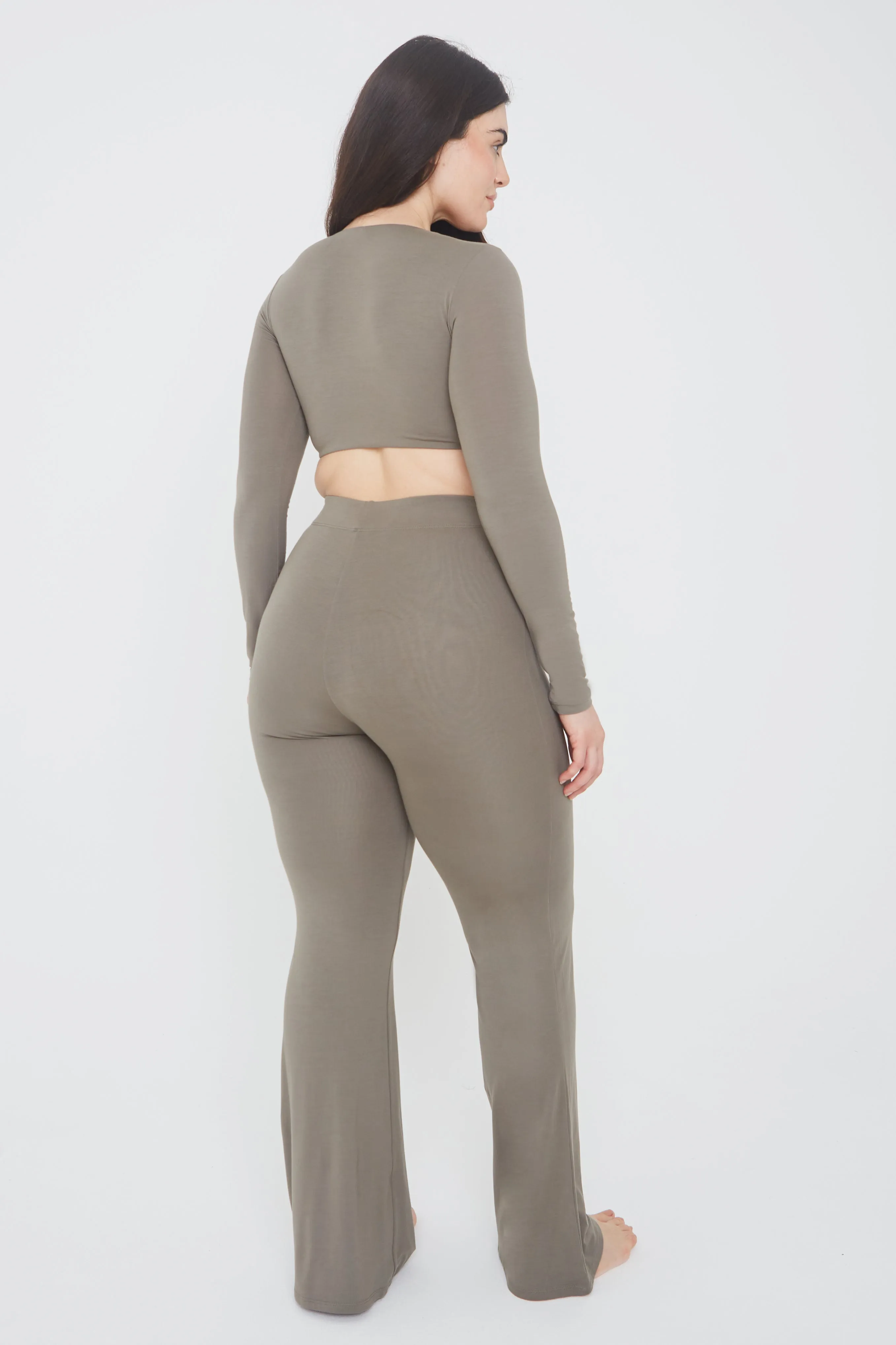 365 TWIST FRONT LONG SLEEVE CROP TOP - VINTAGE KHAKI