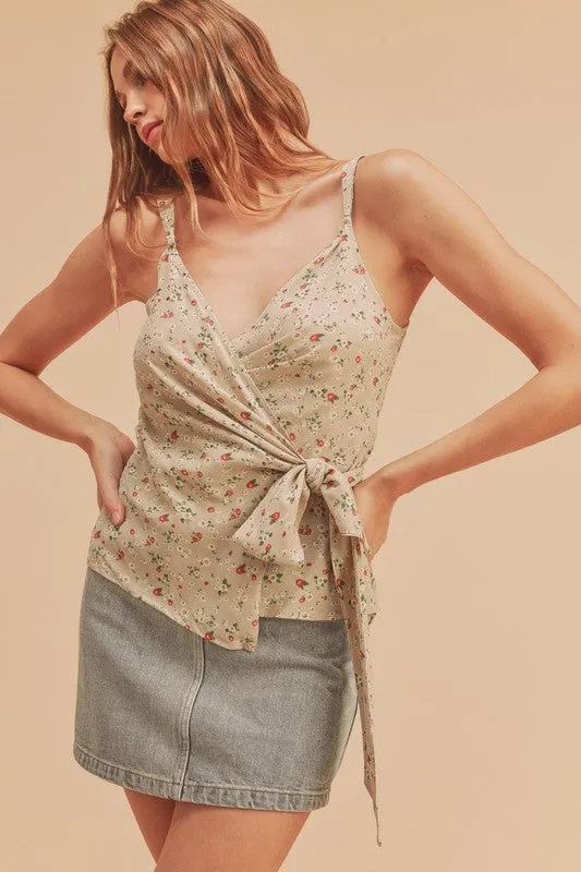 Aemi   Co Ditsy Floral Surplice Adjustable Straps Cami
