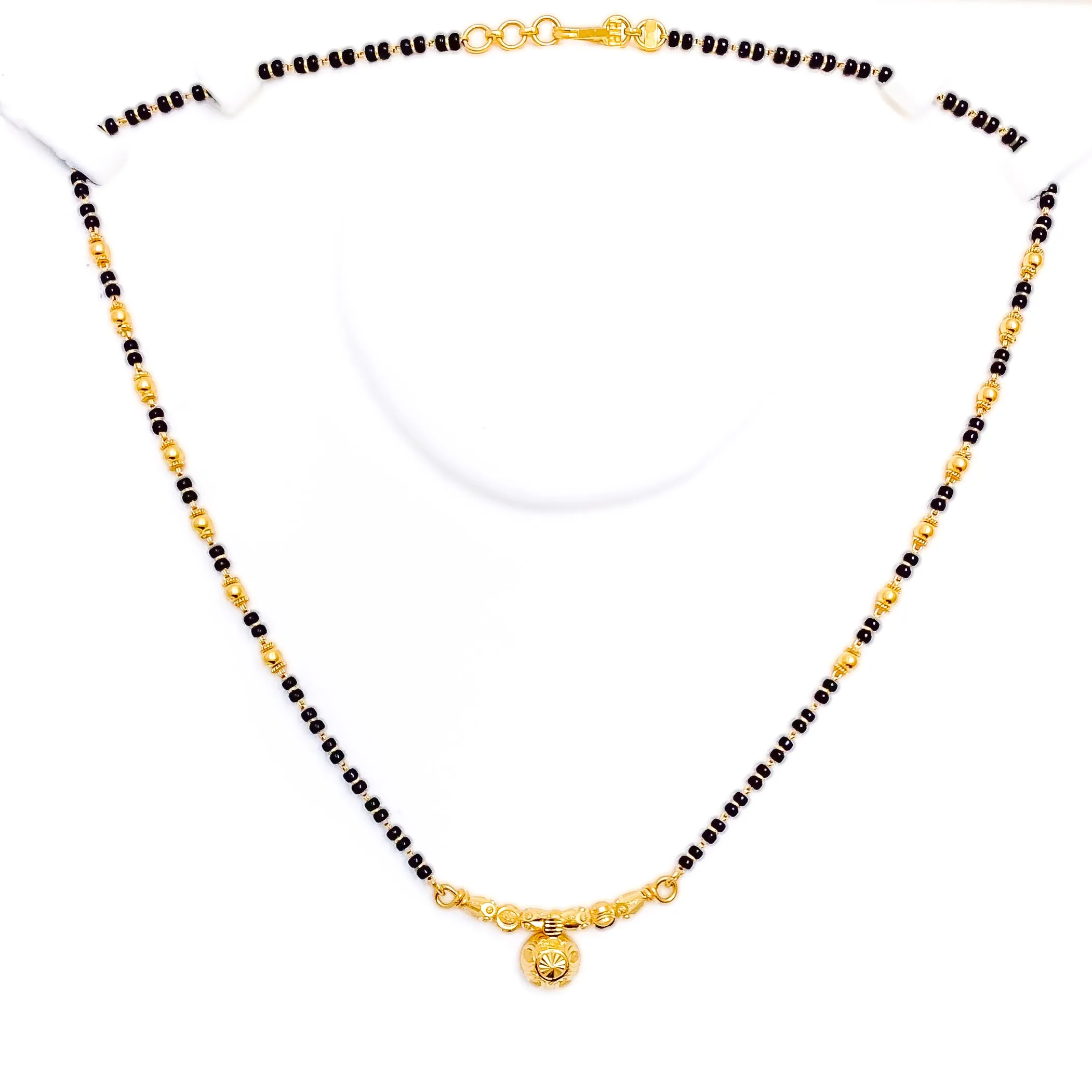 Classic Alluring 22k Gold Thali Mangal Sutra