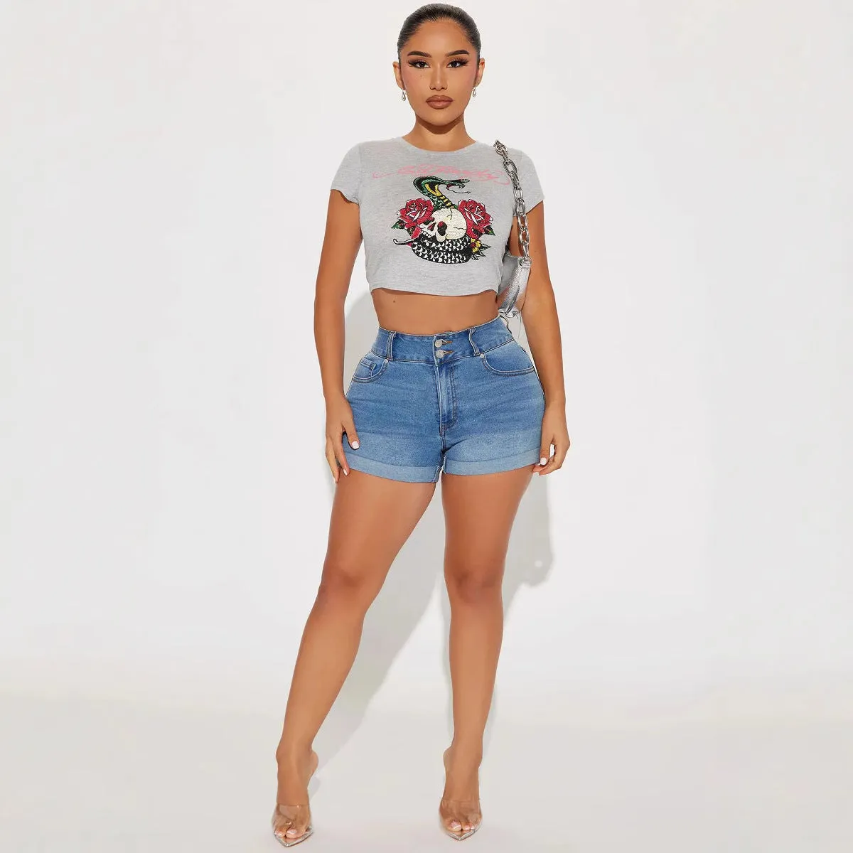 Classic High-Waisted Plus-Size Denim Shorts for Casual Style