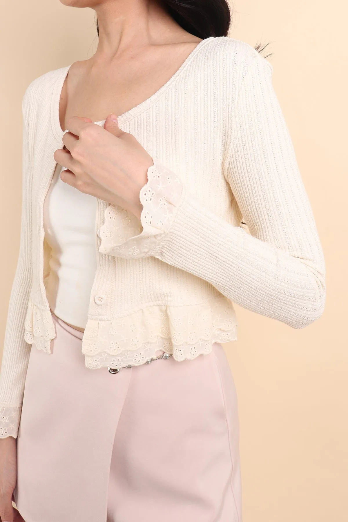 DEMURE CROPPED CARDIGAN IN CREAM