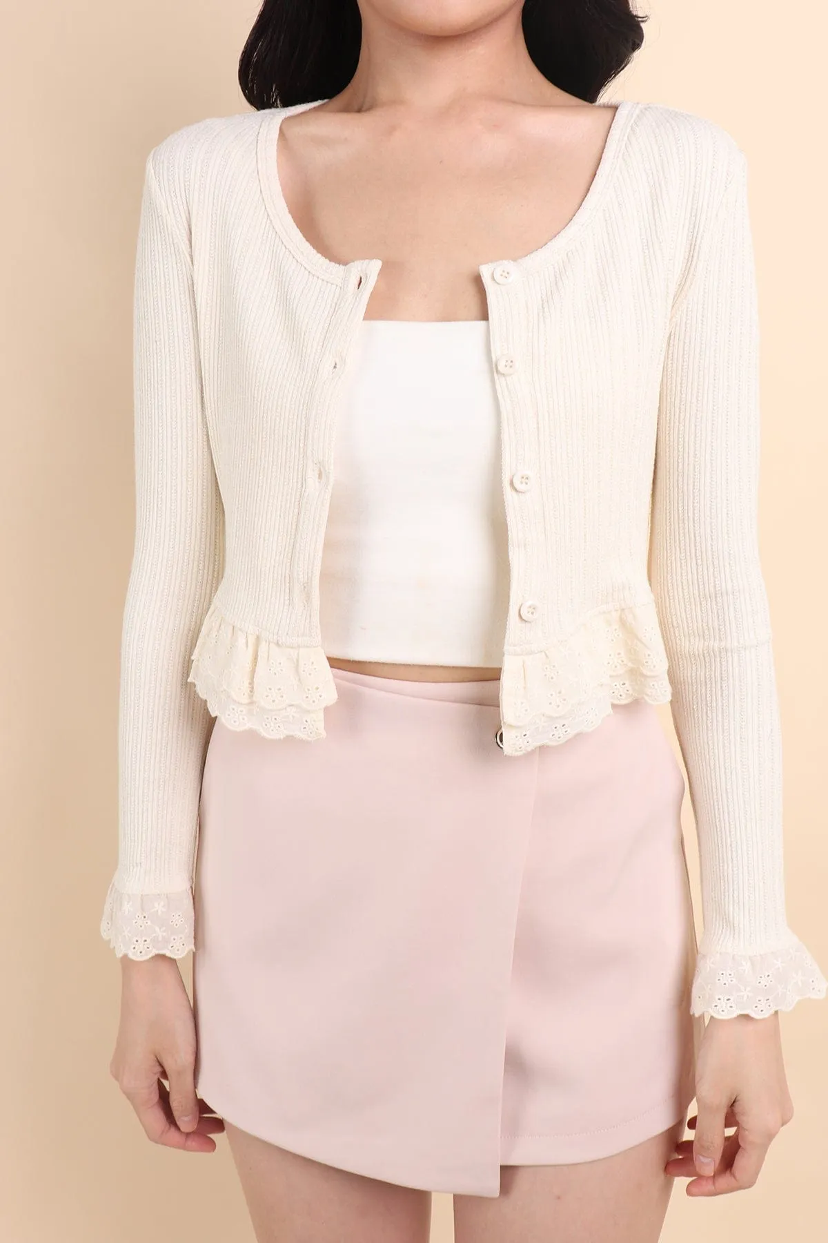 DEMURE CROPPED CARDIGAN IN CREAM