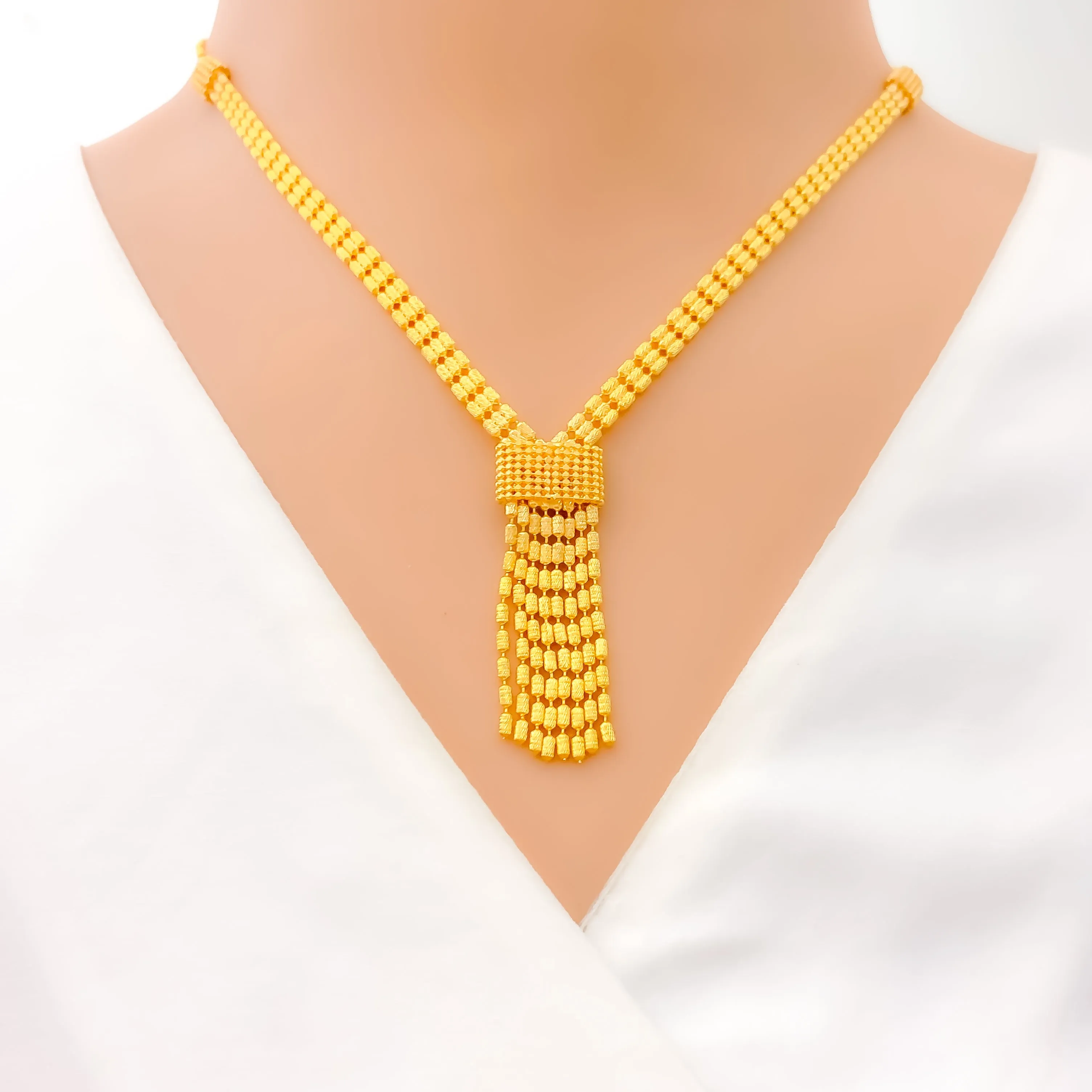 Elegant Contemporary 22K Gold Hanging Chain Necklace Set