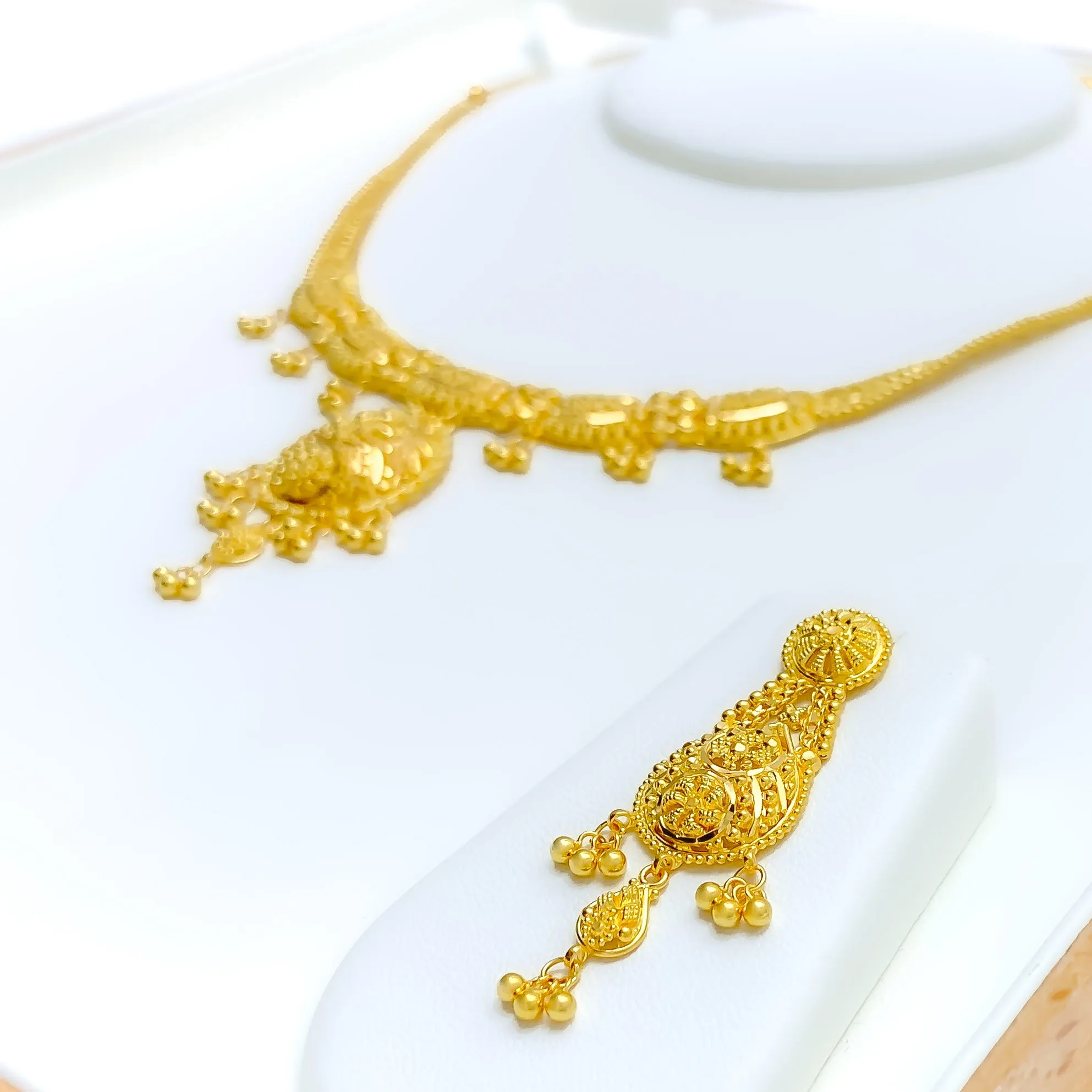 Embellished Bold Beaded 22k Gold Necklace Set