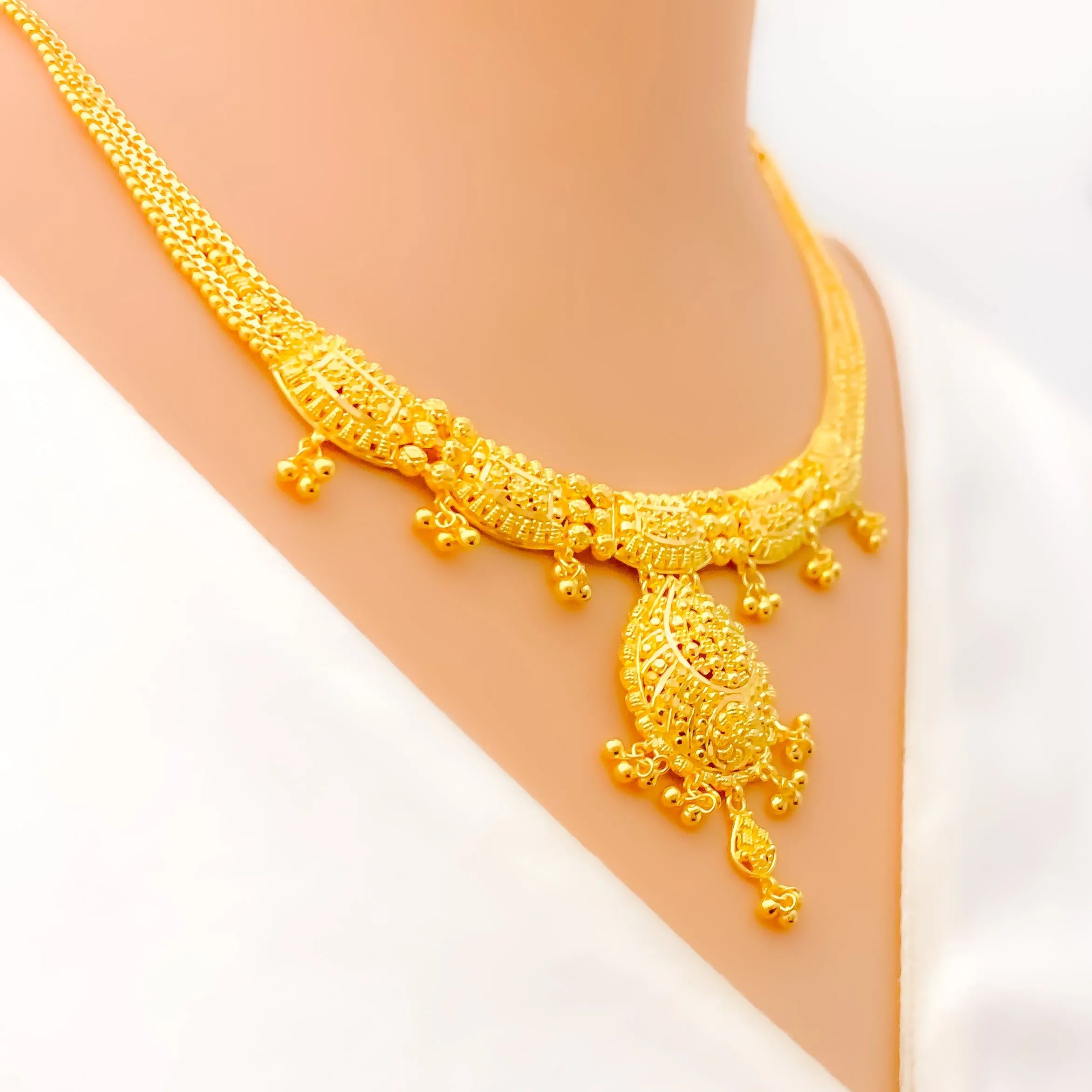 Embellished Bold Beaded 22k Gold Necklace Set