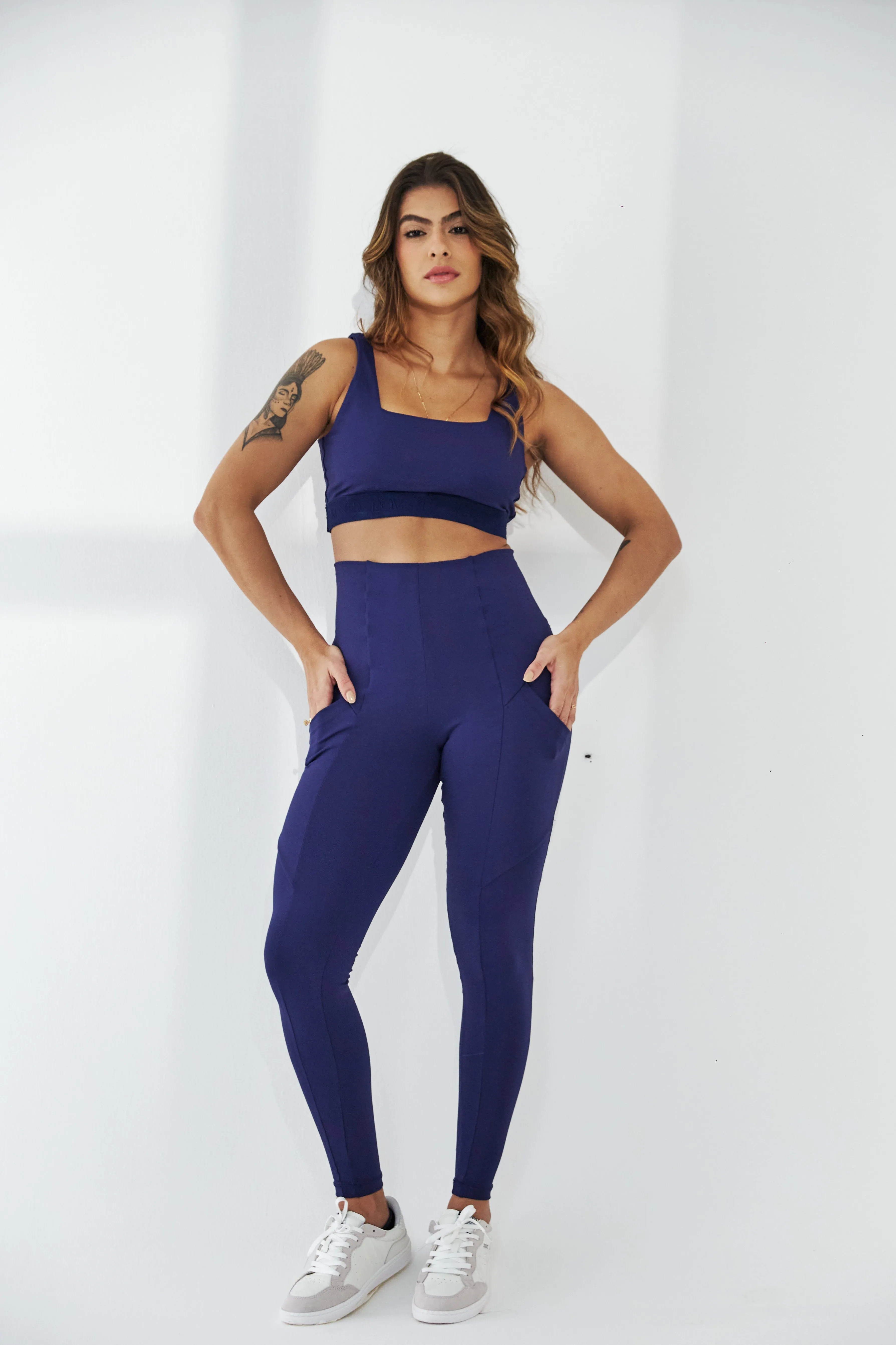 Essential Sculpt High-Waist Leggings - 7/8 Length with Invisible Side Pocket for Active and Everyday Wear