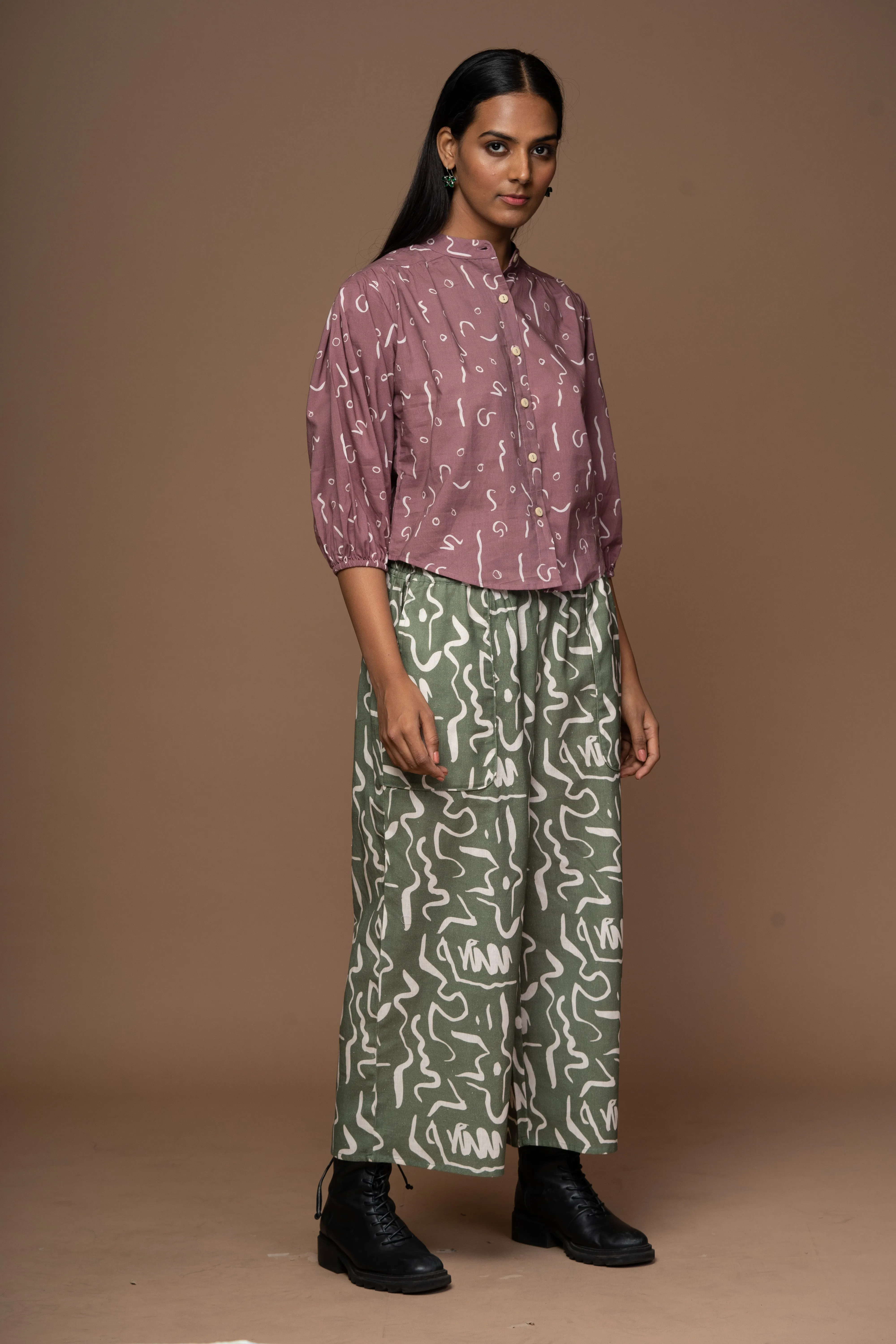 Everyday Ease Pants in Ripple Script Pattern