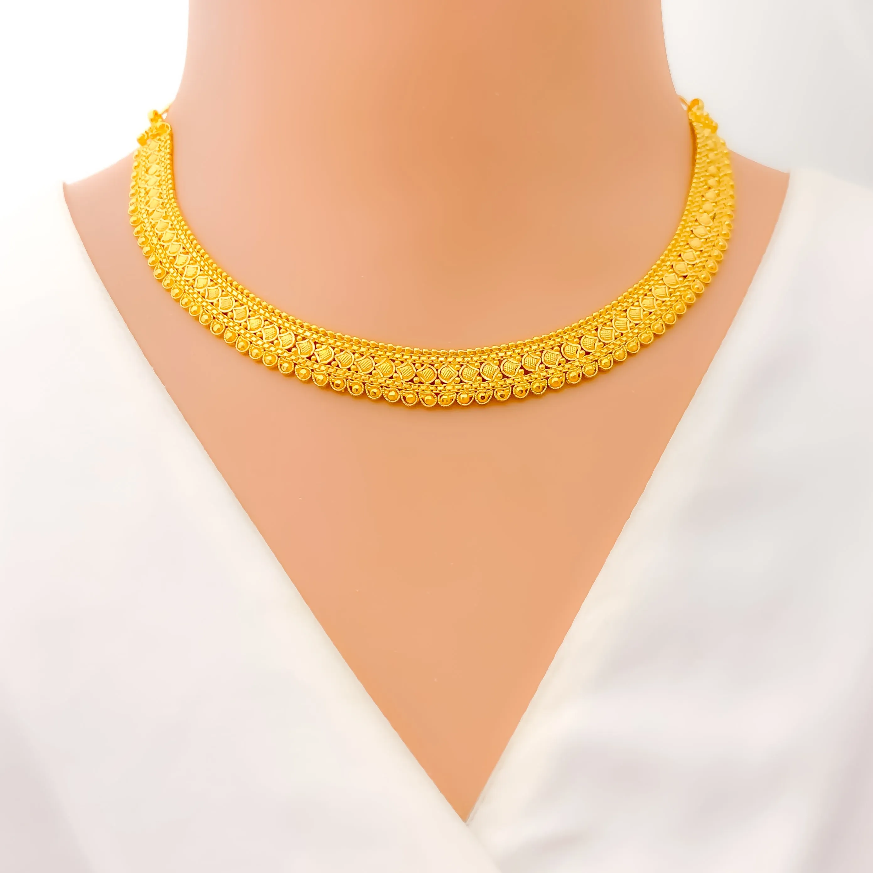 Festive Traditional Checkered 22k Gold Necklace Set