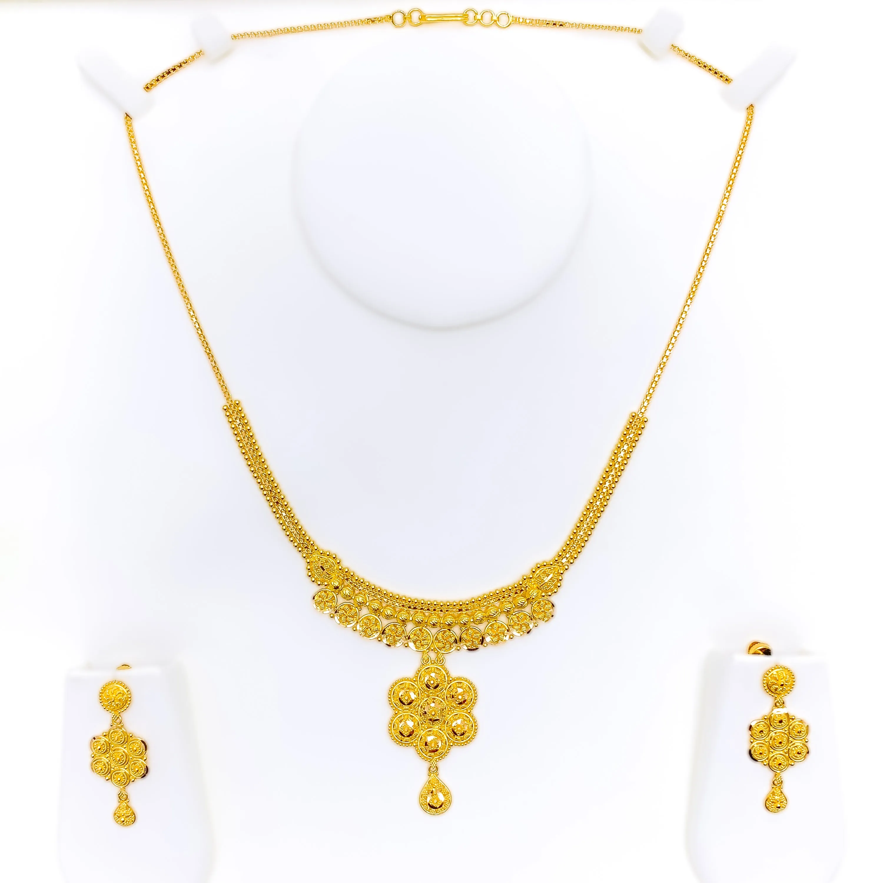 Gorgeous Blooming Flower 22k Gold Necklace Set