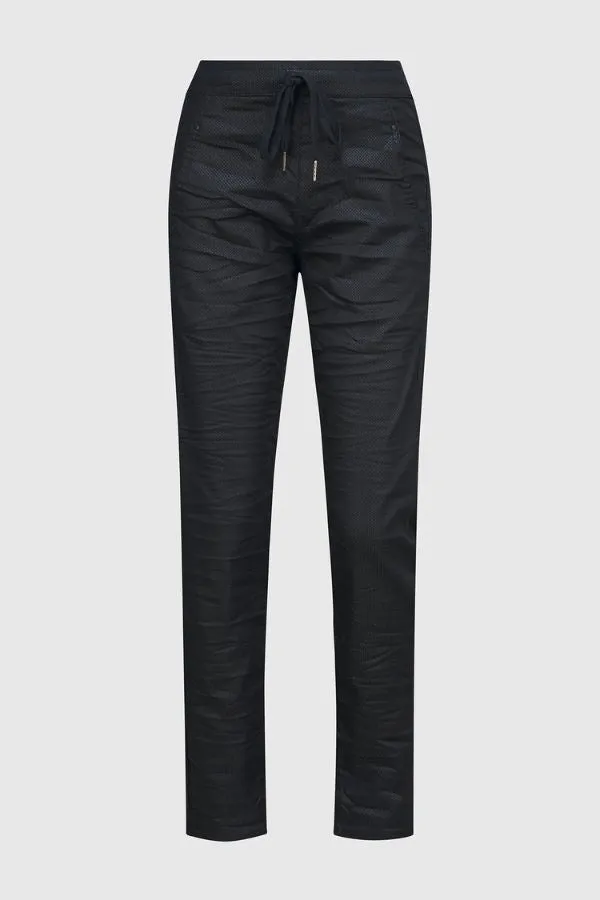 Iconic Jean Black