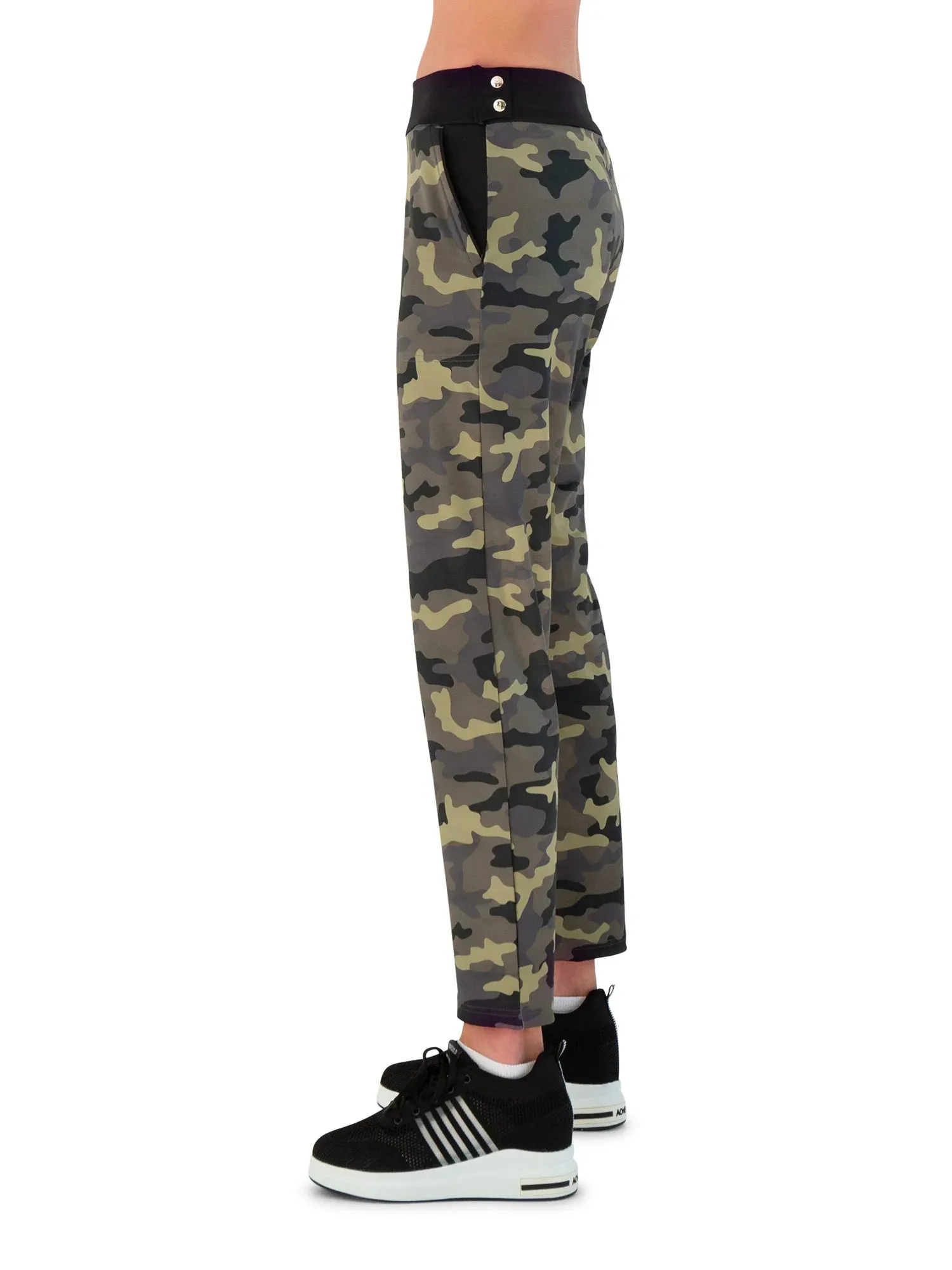 InPhorm Fitted Pencil Shape Golf Pant Camo Womens