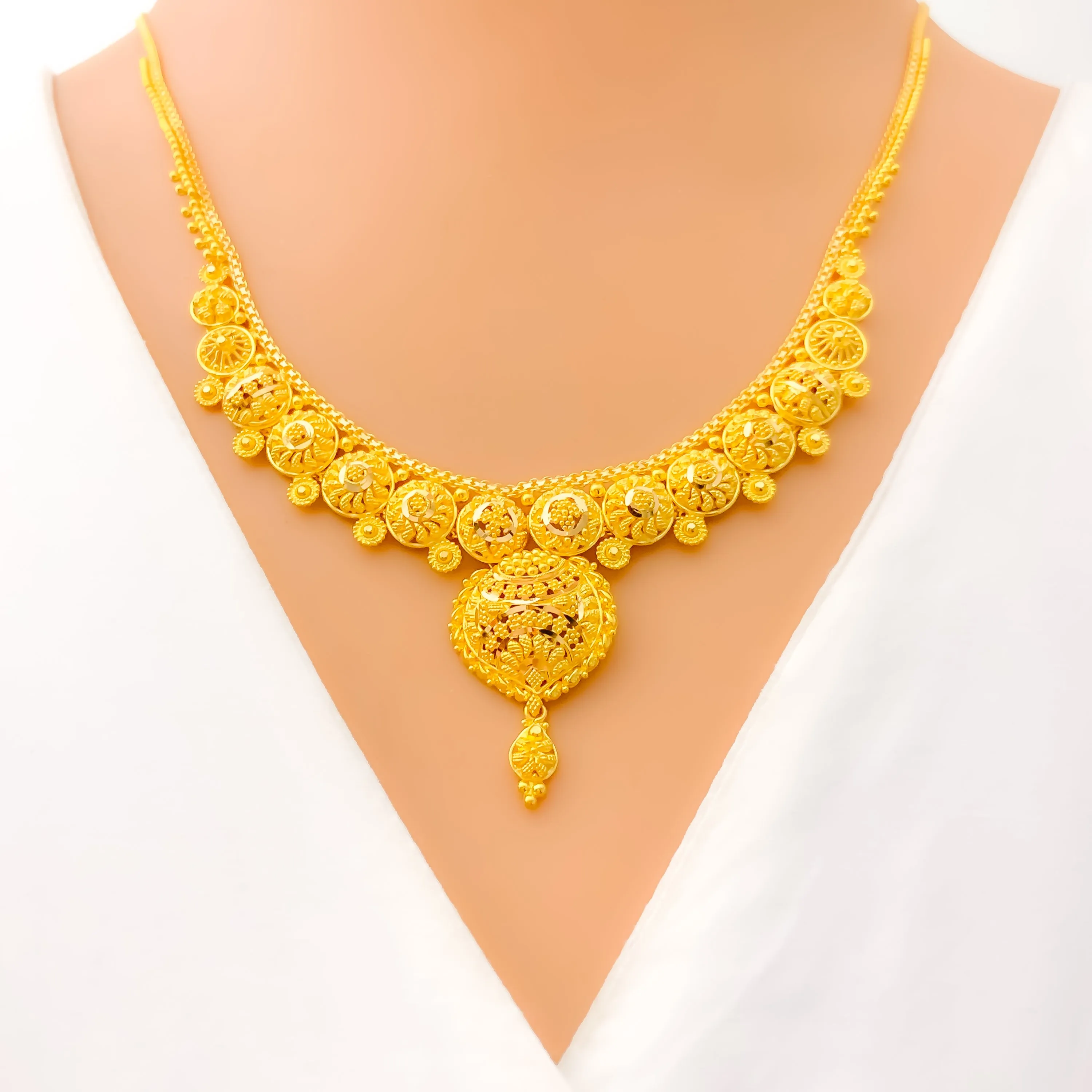 Intricate Opulent Floral 22k Gold Necklace Set
