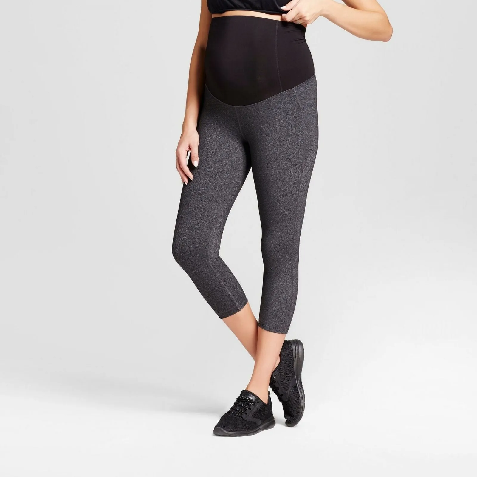 Isabel Maternity by Ingrid & Isabel Crossover Panel Active Capri Leggings