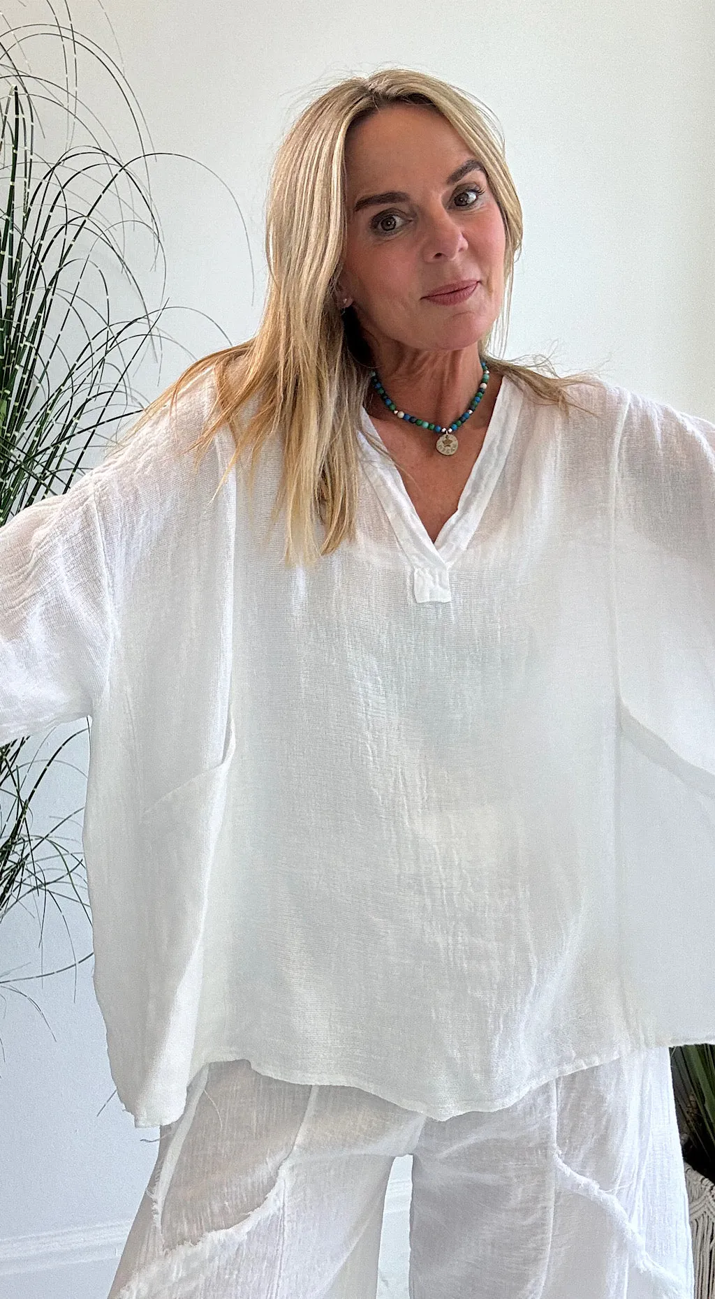 Linen white tunic