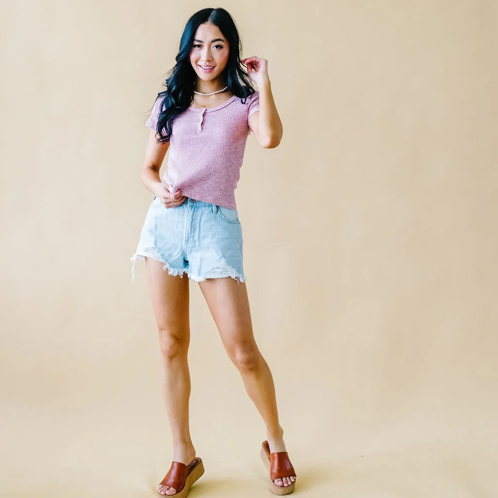 Loosen Up Basic Snap Tee