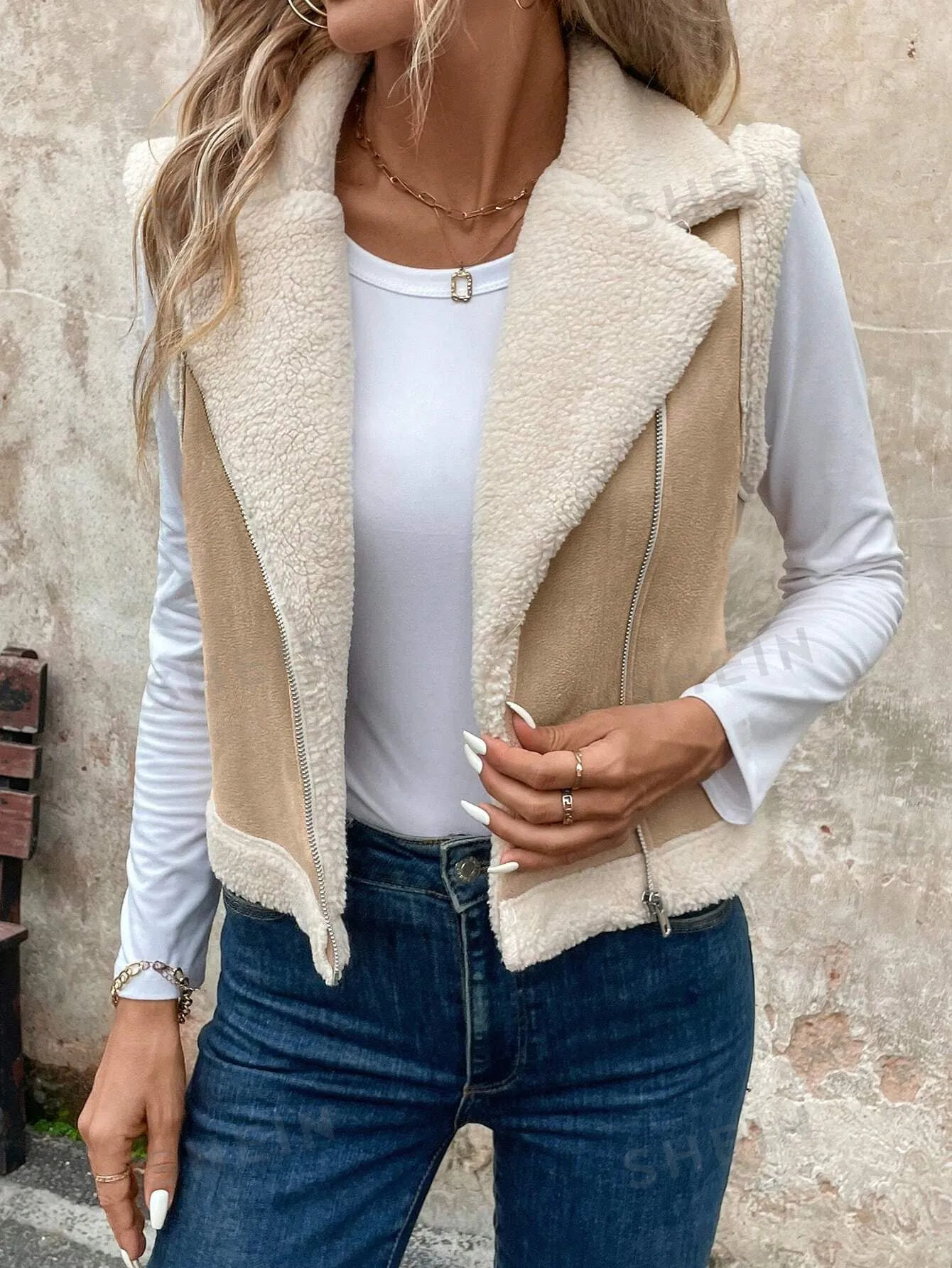 LUNE Women's Foldable Collar Metal Zipper Sleeveless Suede Sherpa Lined Warm Casual Jacket For Fall/Winter