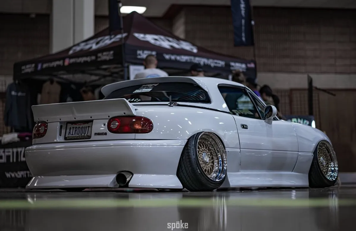 Mazda Miata 1990-1997 Deuce Style 4 Piece Polyurethane Full Body Kit