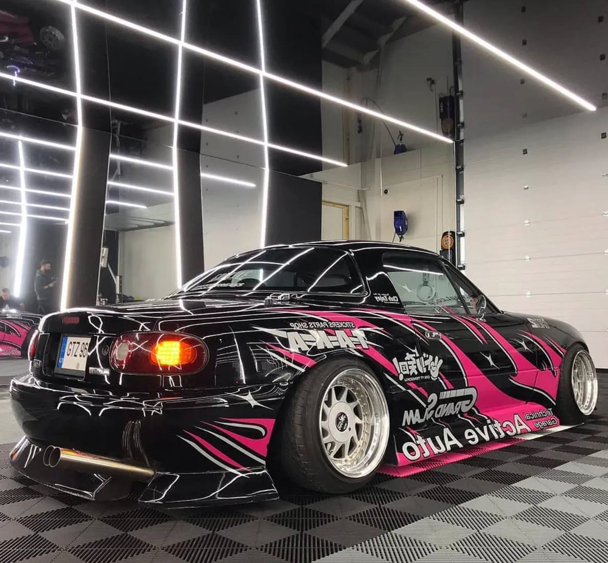 Mazda Miata 1990-1997 Deuce Style 4 Piece Polyurethane Full Body Kit