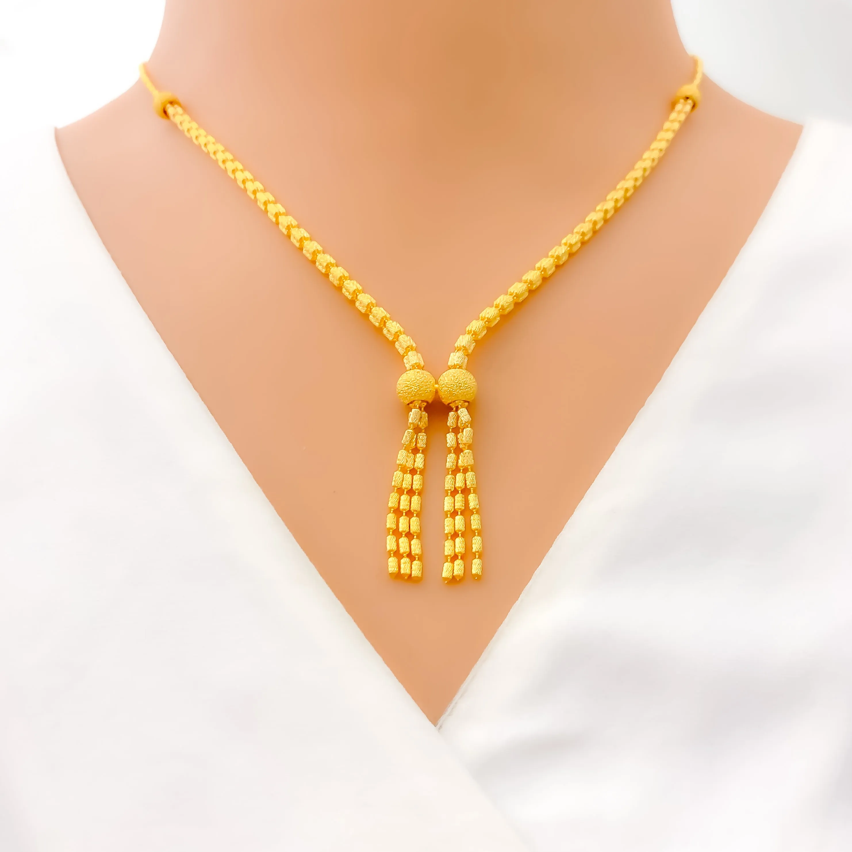 Mesmerizing Modish 22K Gold Rare Necklace Set