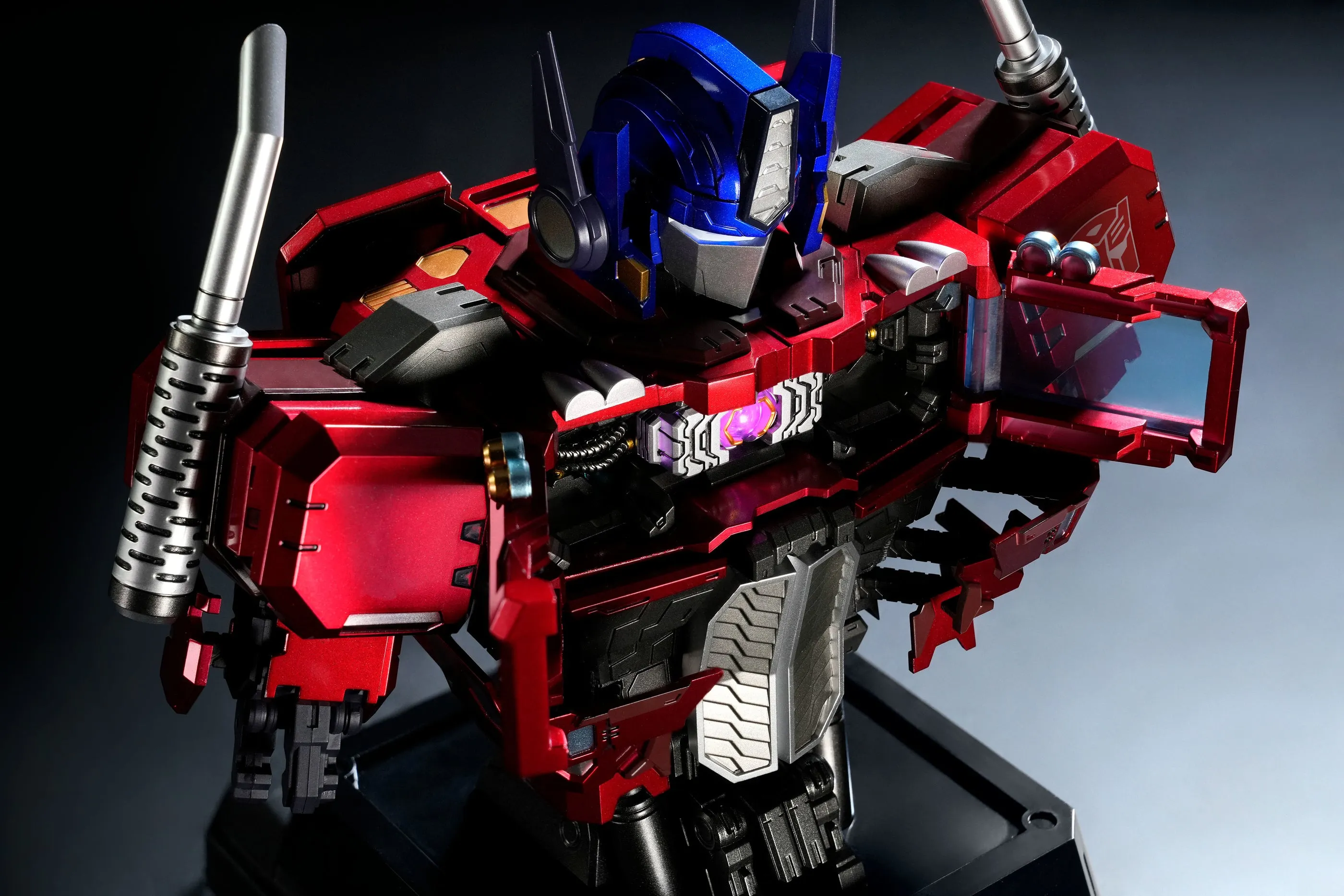 Optimus Prime Transformers Statue Bust