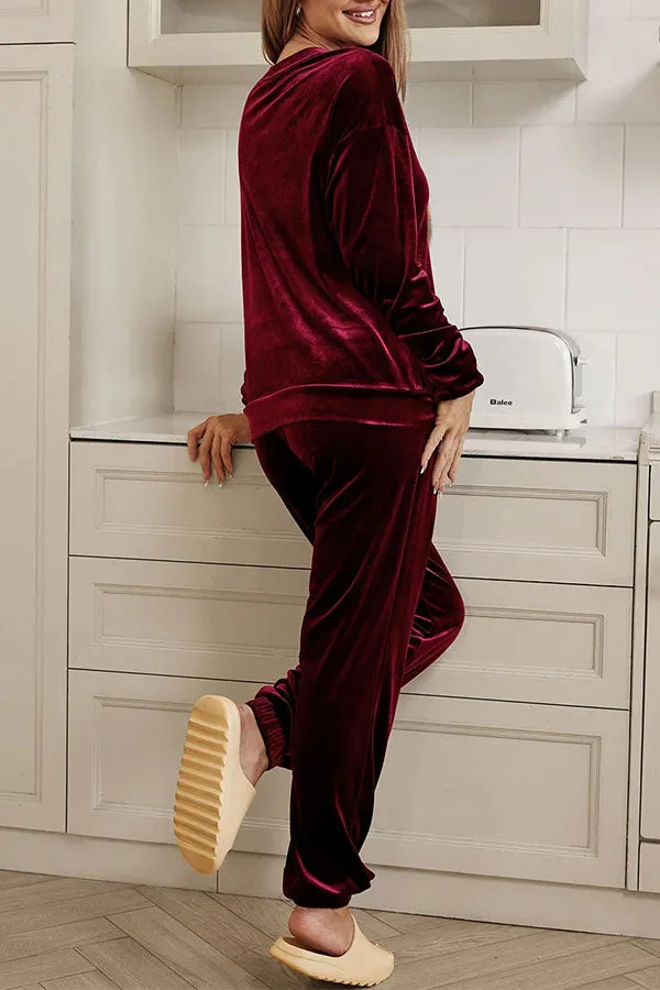 Red Solid Velvet Round Neck Top & Drawstring Pants Longe Set