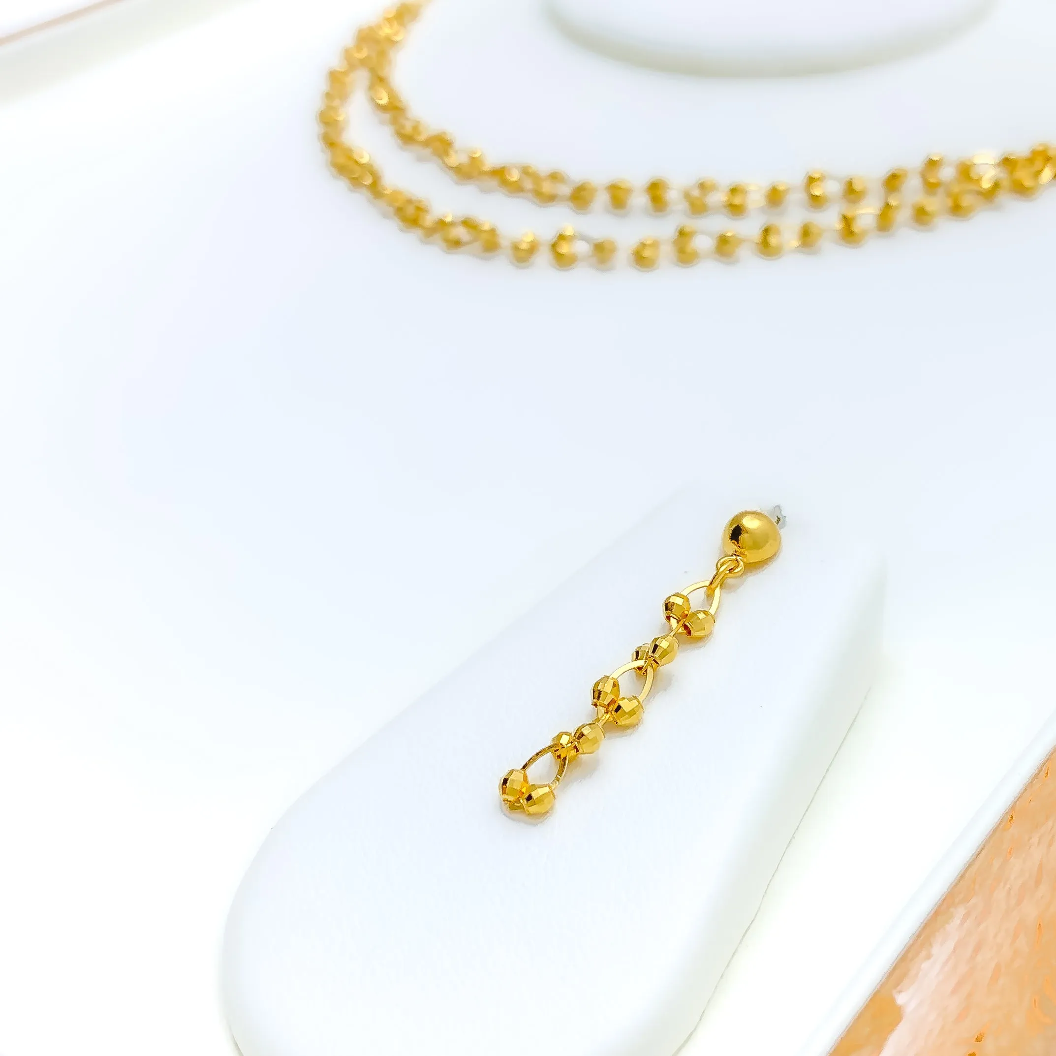 Reflective Interlinked Dual Layered 22K Gold Necklace Set