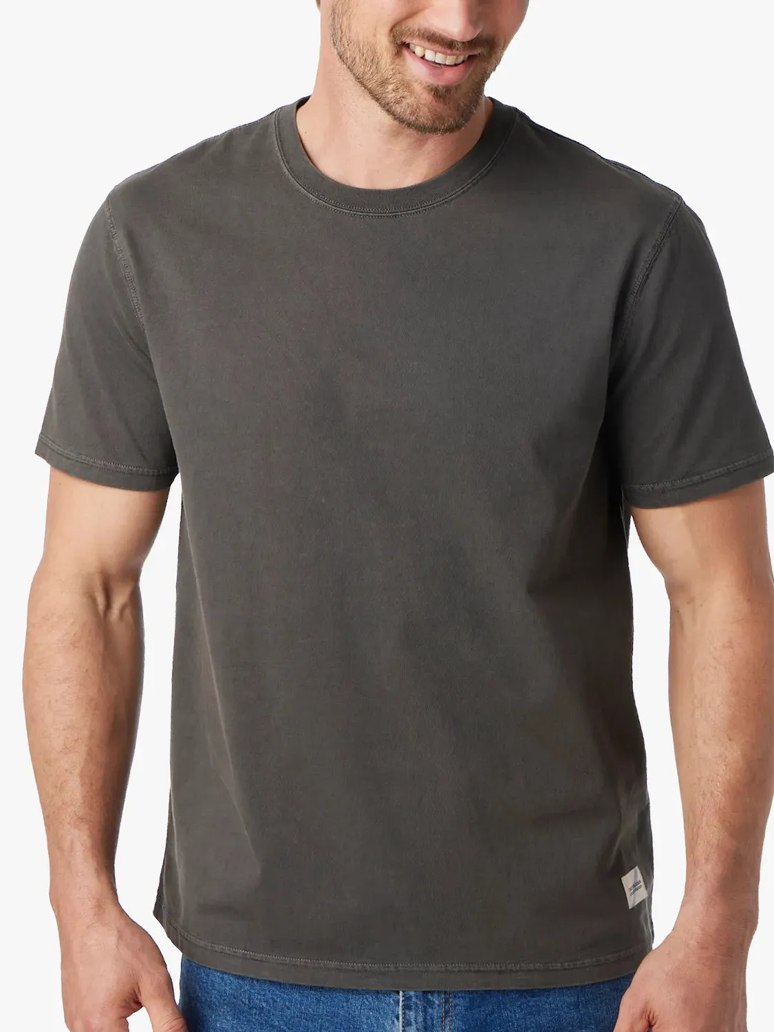 Saltaire Tee | Black