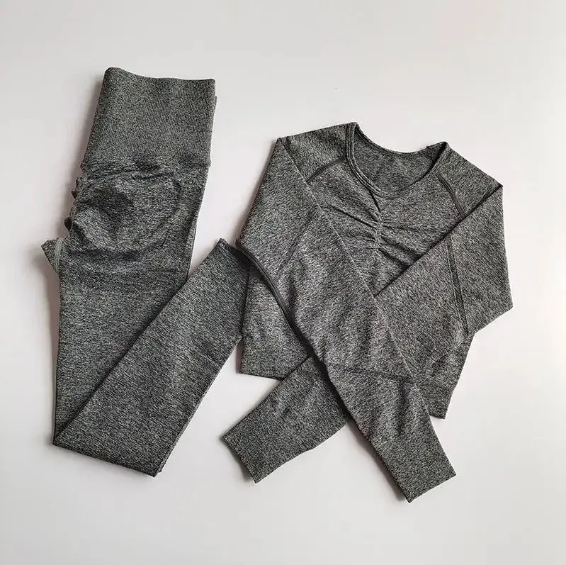 Seamless Yoga Set for Women – Quick-Dry Crop Top and High-Waist Leggings Gymwear"