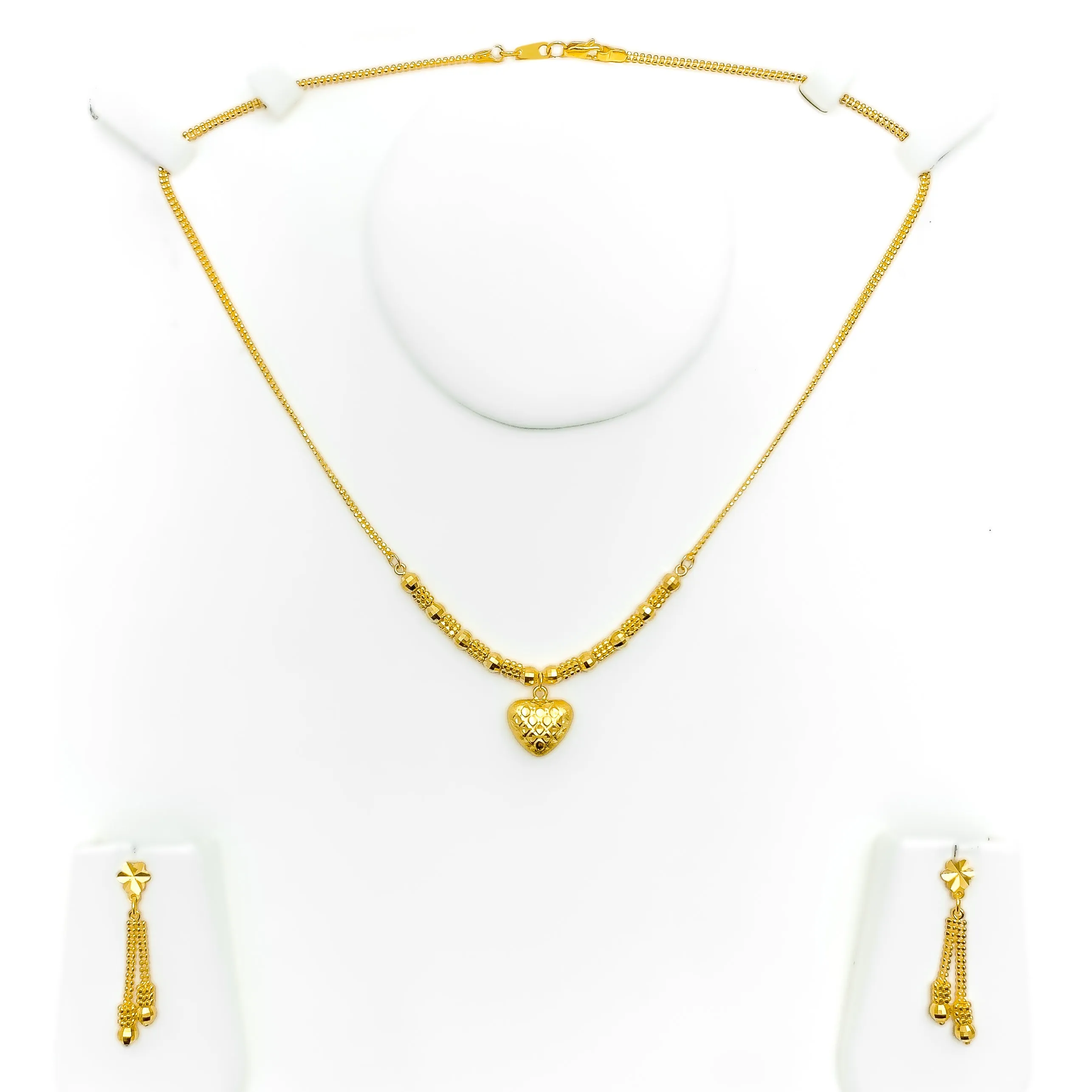 Timeless Beautiful Faceted Heart 22K Gold Necklace Set