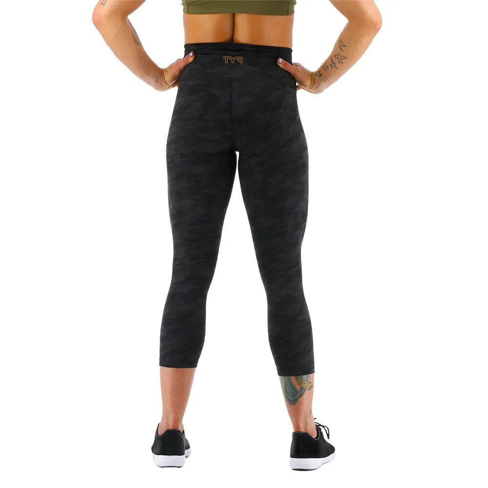 TYR Base Kinetic™ Women's High-Rise 3/4 Leggings - Blackout Camo