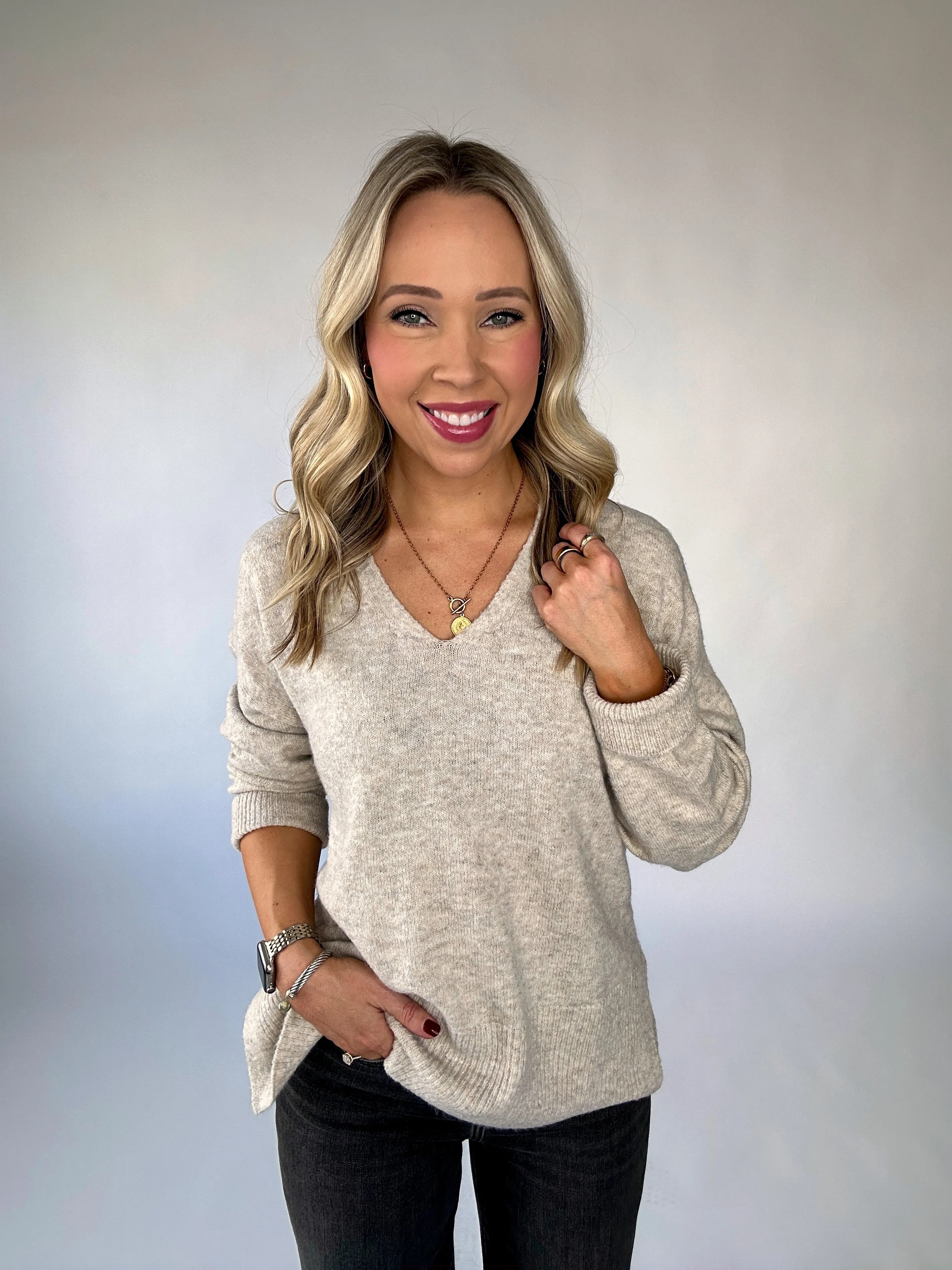 Uptown Elegance Soft V-Neck Sweater - Oatmeal