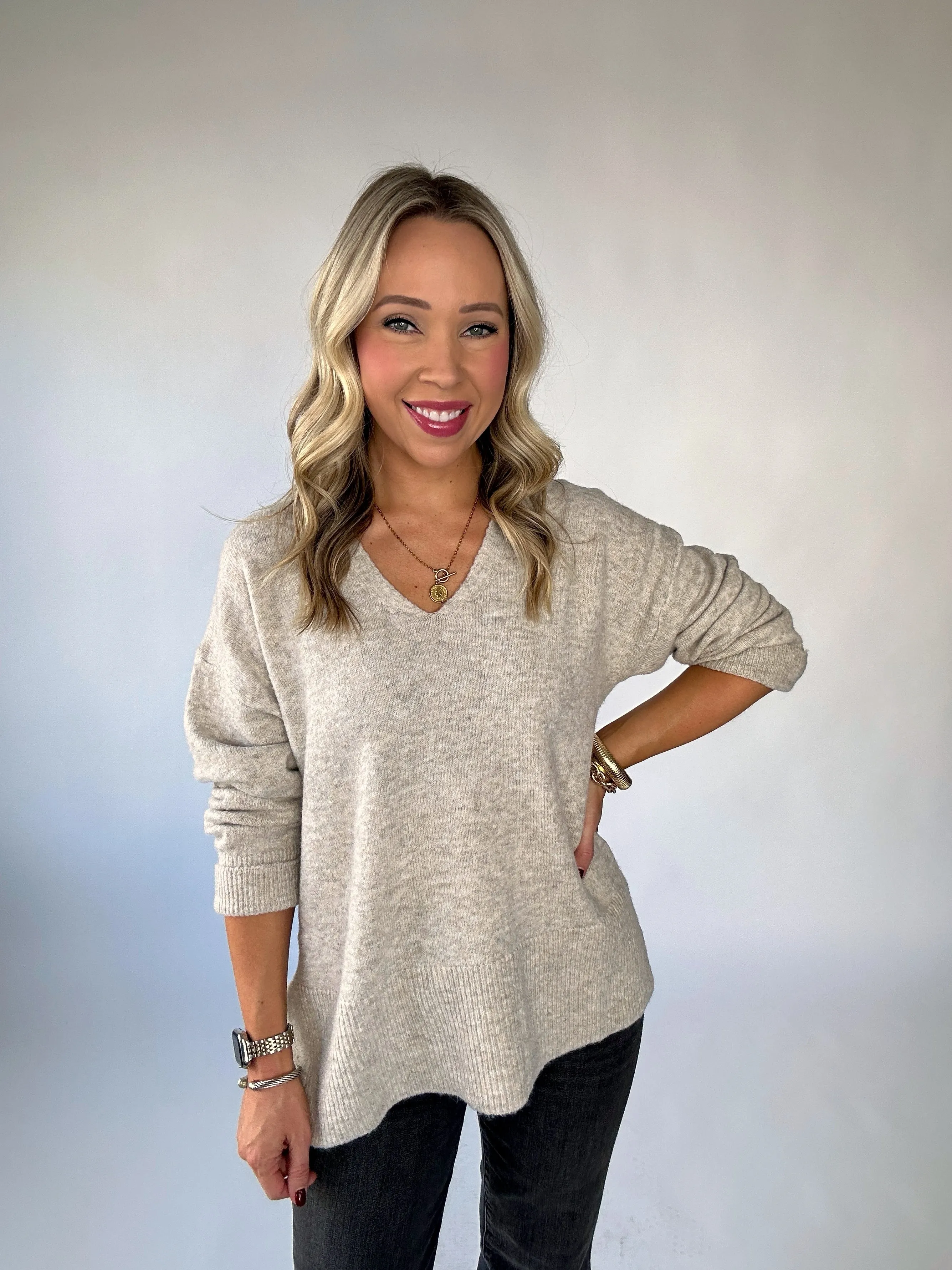 Uptown Elegance Soft V-Neck Sweater - Oatmeal