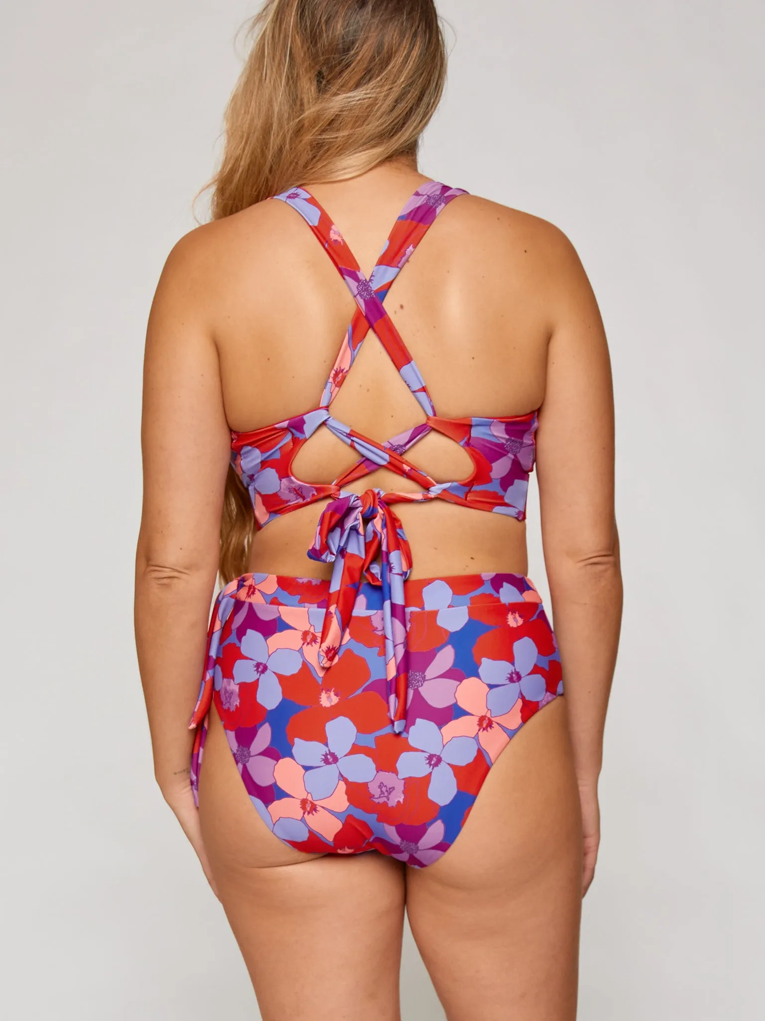 Vita Deep V Top