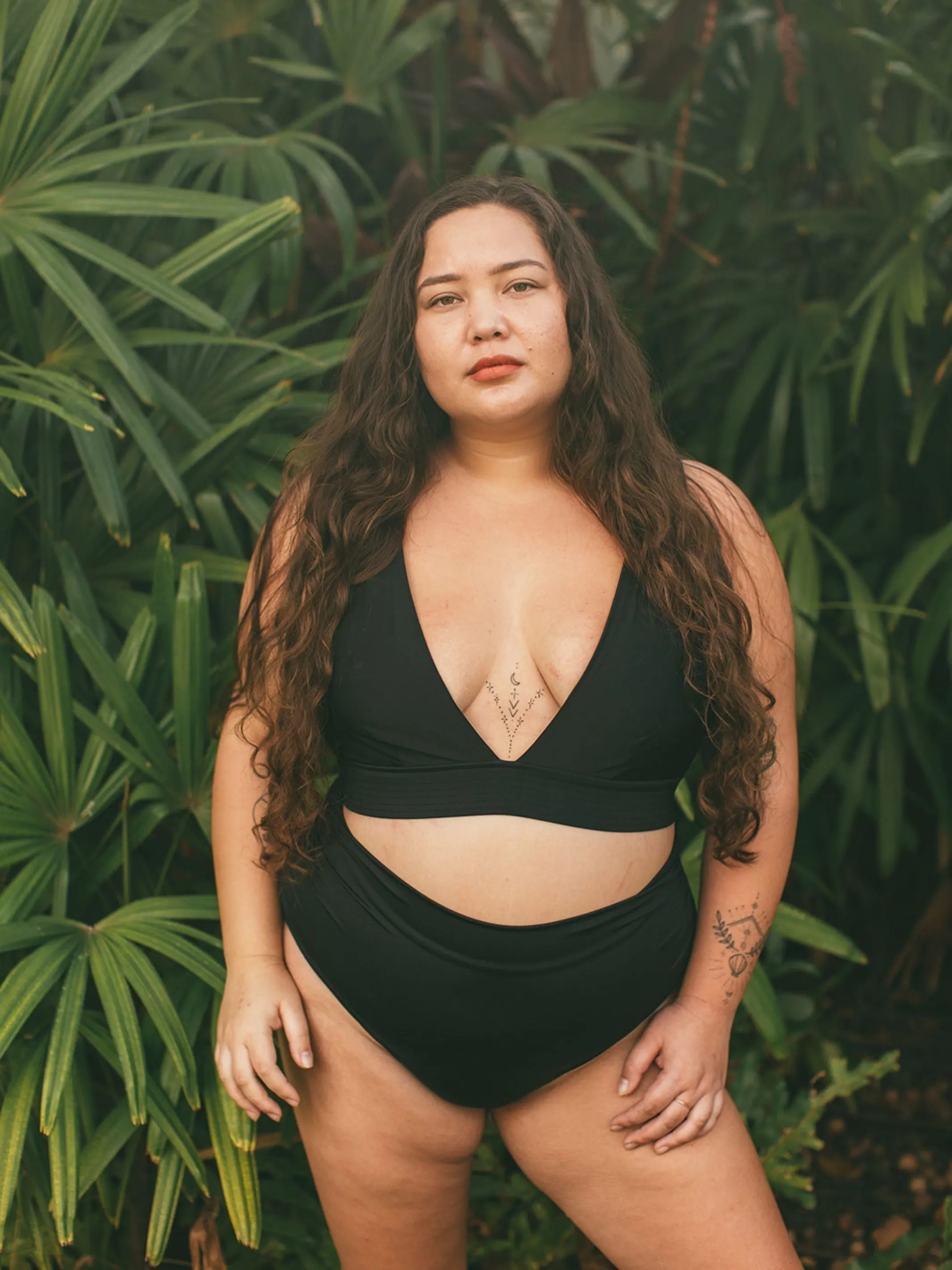 Vita Deep V Top