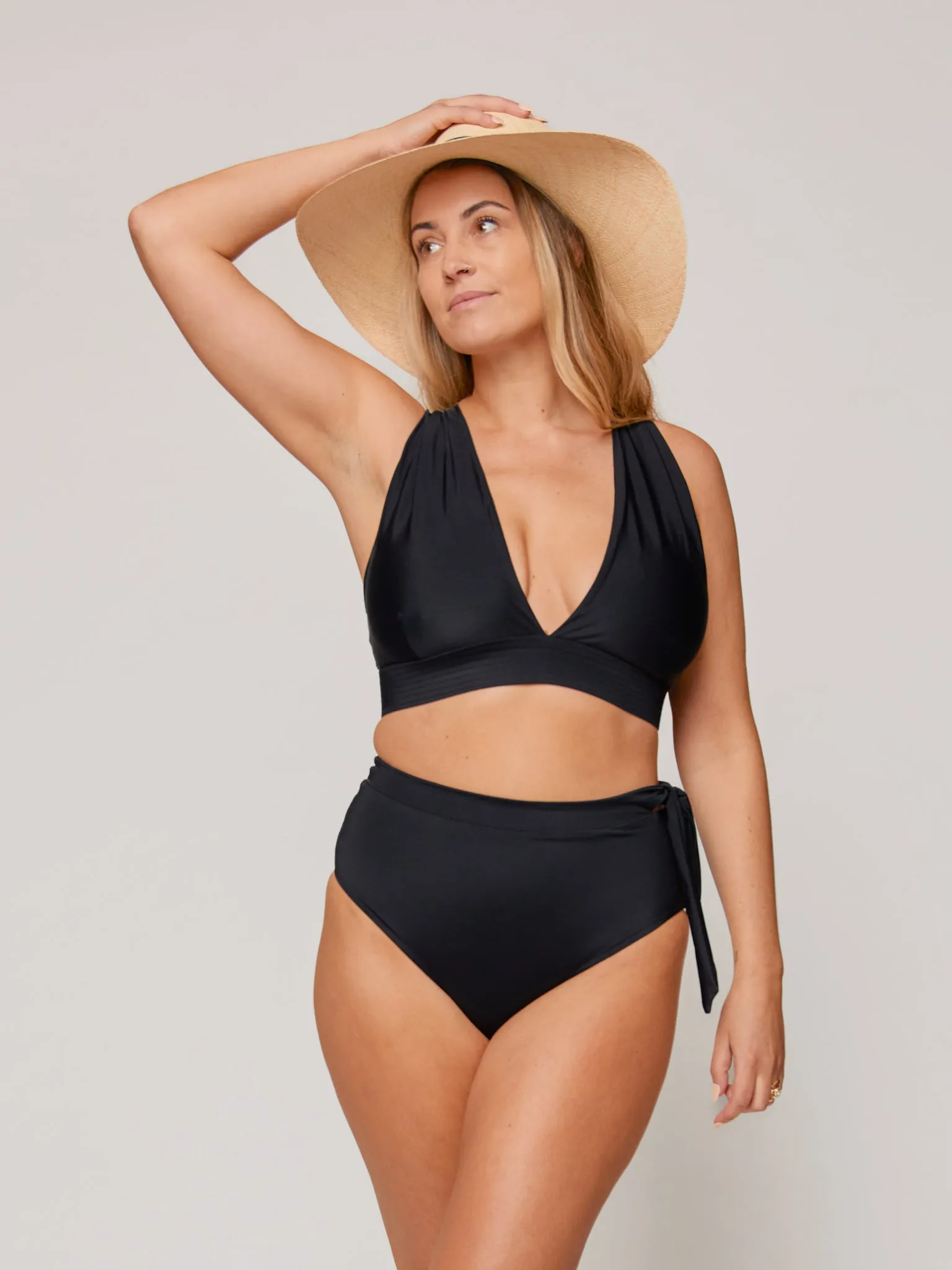 Vita Deep V Top