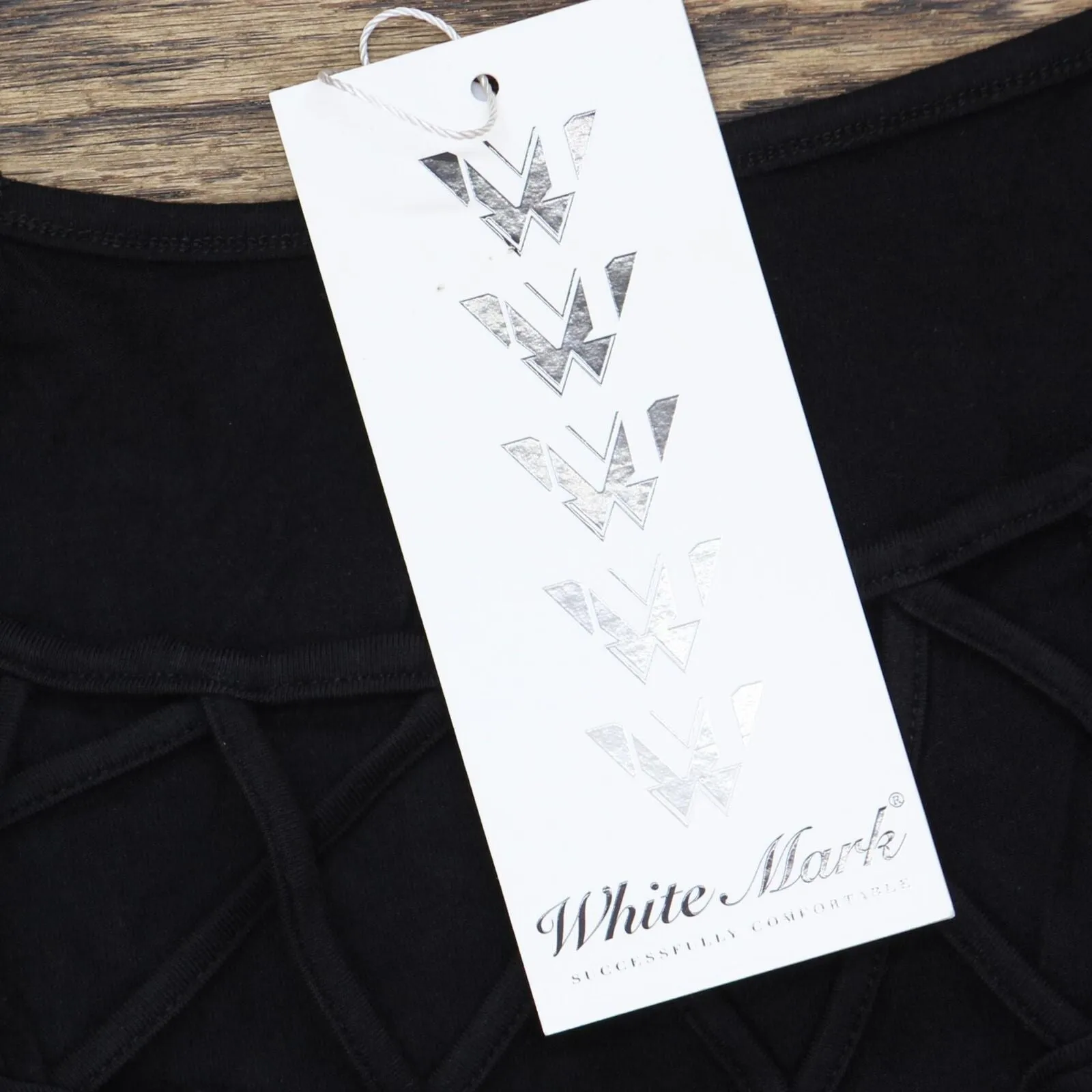 White Mark Womens Plus Size Crisscross Cutout Short Sleeve Top PS1313