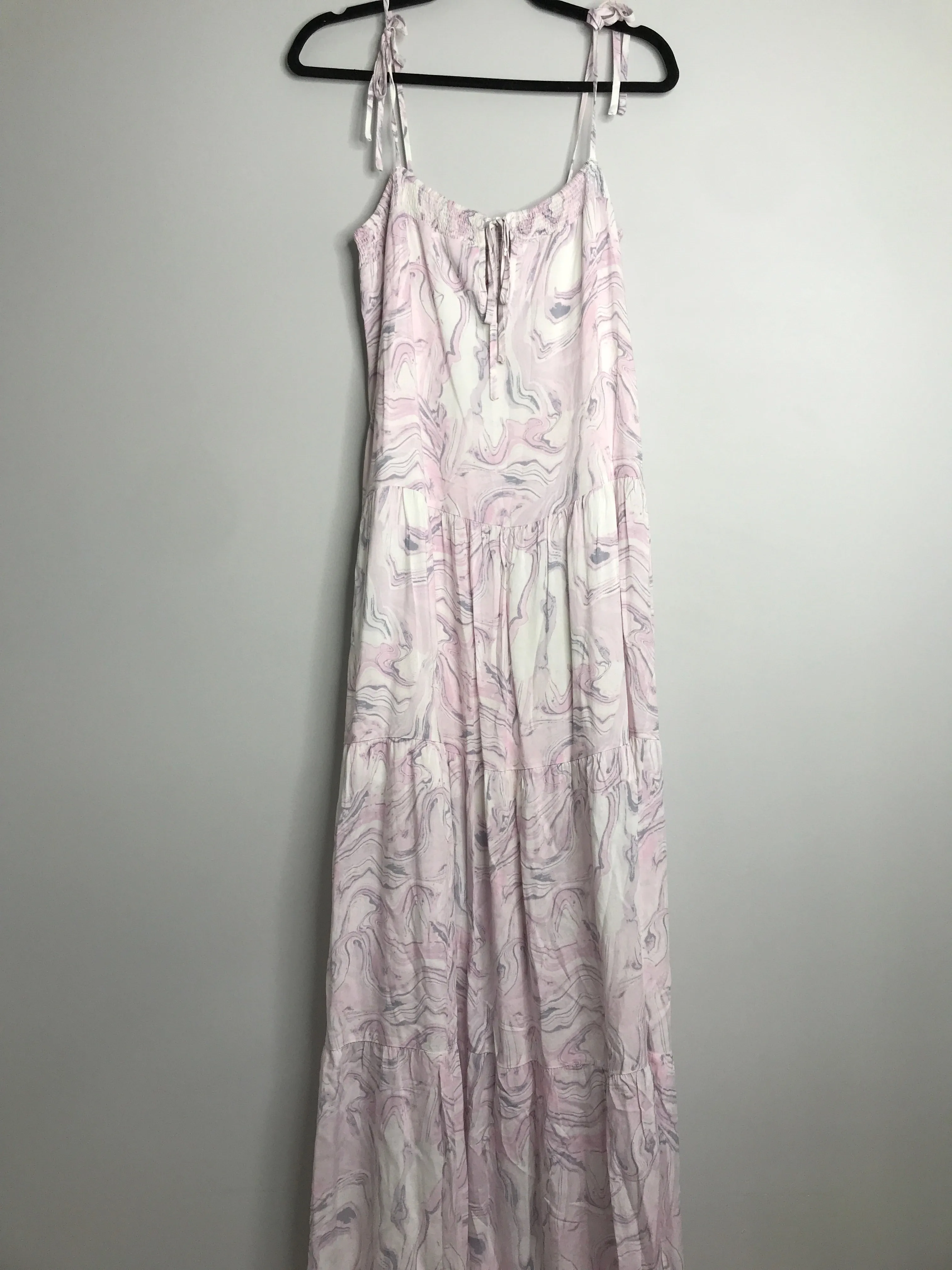 Womens Size Med Misses Pink Buddy Love Dress